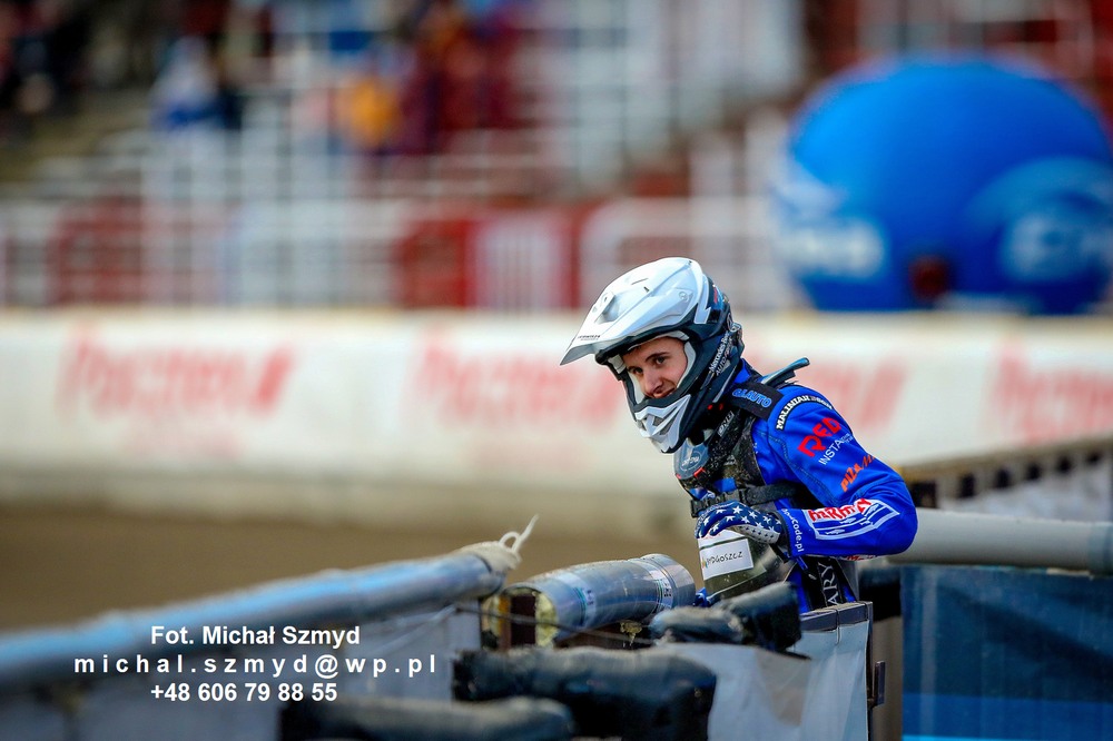 michal_szmyd's tweet image. Na dzień dobry - Wiktor Przyjemski podczas Kryterium Asów Polskich Lig Żużlowych w Bydgoszczy :-)

#Wiktor #Przyjemski @PoloniaBDG #Kryterium #Asów #season #opener