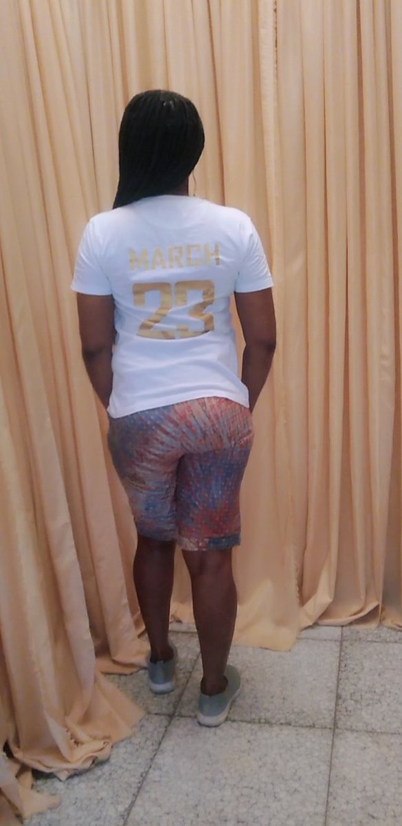 Melvycouture's tweet photo. @ruffydfire Adire shorts for sale.Available in M, XL and https://t.co/QB2ajR5iWe to place an order or Whatsapp or call me on +2348083127883. https://t.co/aJdYT8E6uD