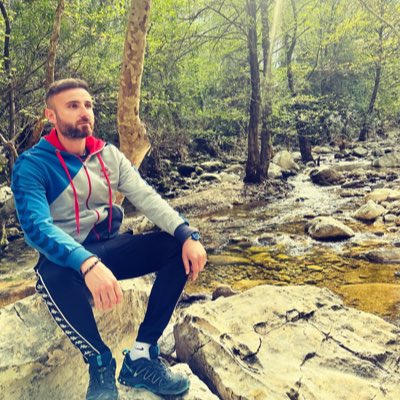 Cagrinacar7's tweet photo. #YeniProfilResmi https://t.co/wxXZDAAGGq