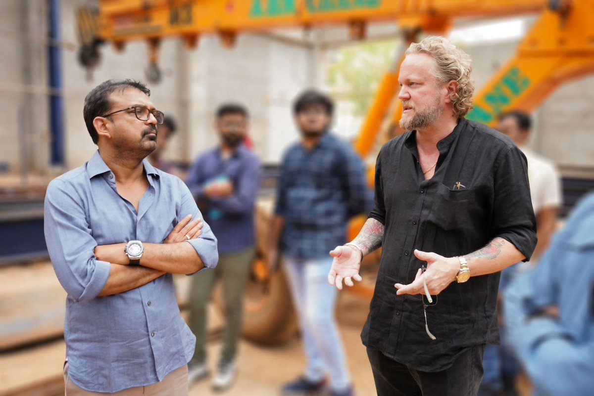 pr_content's tweet photo. #BradMinnich will be the VFX supervisor for crucial sequences in #NTR30 💥💥

Get ready for a stunning visual treat on the Big Screens 🤩

#NTR30Begins
@tarak9999 #JanhviKapoor #KoratalaSiva @NANDAMURIKALYAN @anirudhofficial @YuvasudhaArts @NTRArtsOfficial https://t.co/TSVlP8XBaj
