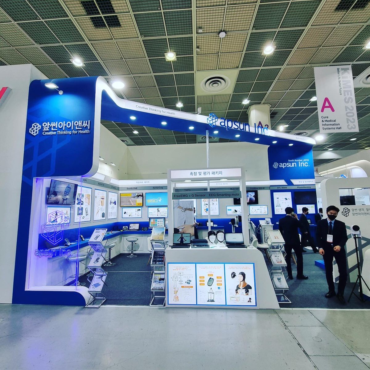 RocesoTech's tweet photo. Our Korean distribution partner @apsun_kr participated in the leading medical trade fair KIMES in Seoul from 23rd to 26th March and exhibited EsoGLOVE Hand Rehabilitation System. We received overwhelming interests and positive feedbacks from visitors. https://t.co/InEnQgoq7Z