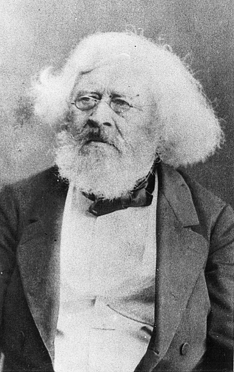 mariobianchi18's tweet photo. Il #28marzo 1874 moriva #PeterHansen. Astronomo danese il cui lavoro più importante fu il perfezionamento delle tavole delle orbite dei principali corpi celesti del sistema solare. Ma calcolò pure le teorie del moto delle comete, i pianeti minori, la luna e le relative tavole. https://t.co/l8J8djNPBR
