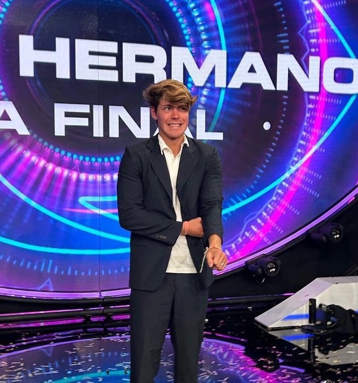 aylinharrington's tweet photo. Mí chiquito te mereces todo 🥹💙 https://t.co/rIB1KPluKU