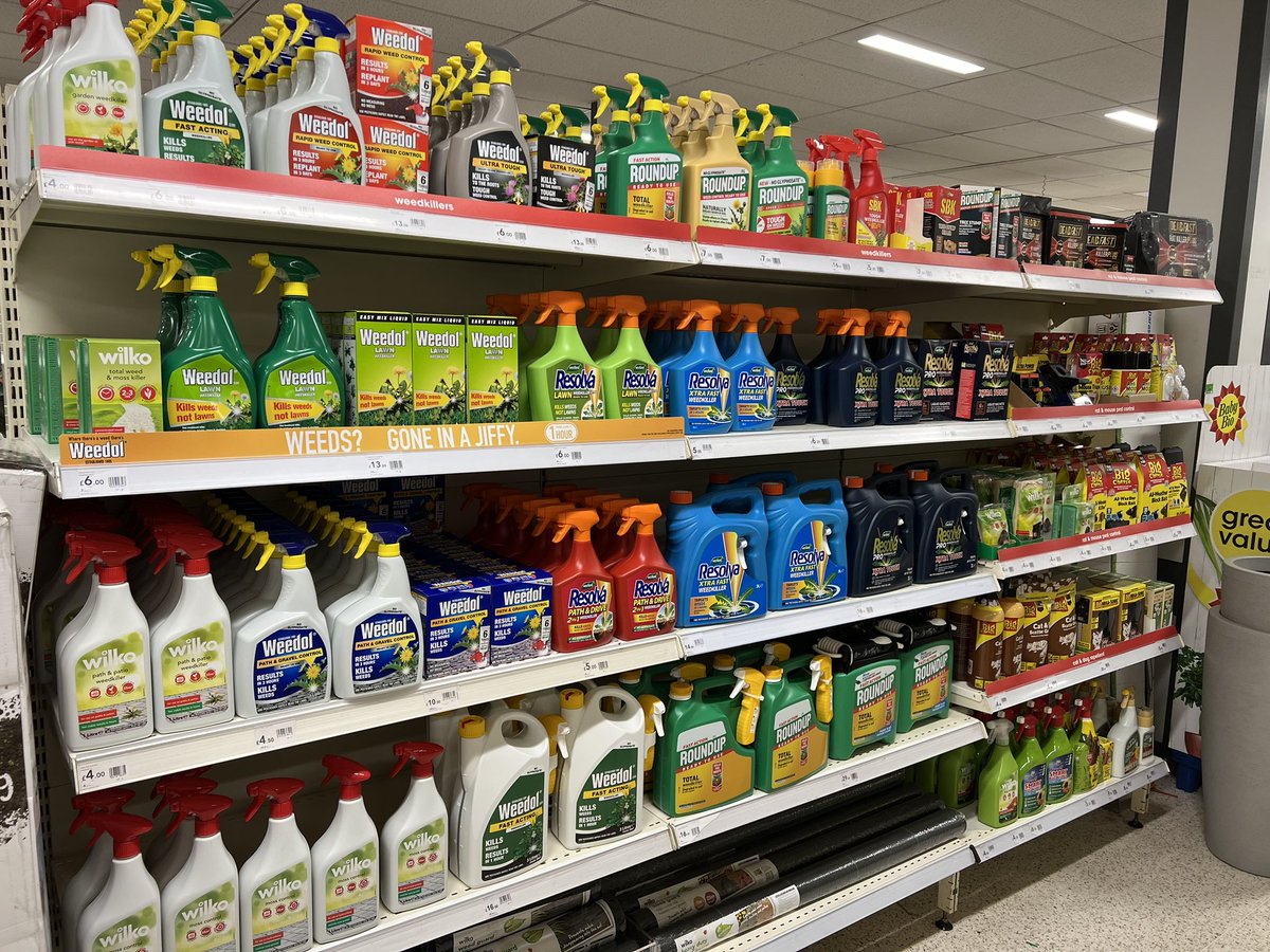 jackwallington's tweet photo. I visited just 7 shops in Halifax yesterday, this is every town across the UK and online during an insect crisis. Organic and non-organic jumbled up. Professionals require qualifications. None of it needed! Time for a rethink UK. Time to ban for garden use https://t.co/0xWOyZG1fq https://t.co/4pxtPcSYBm