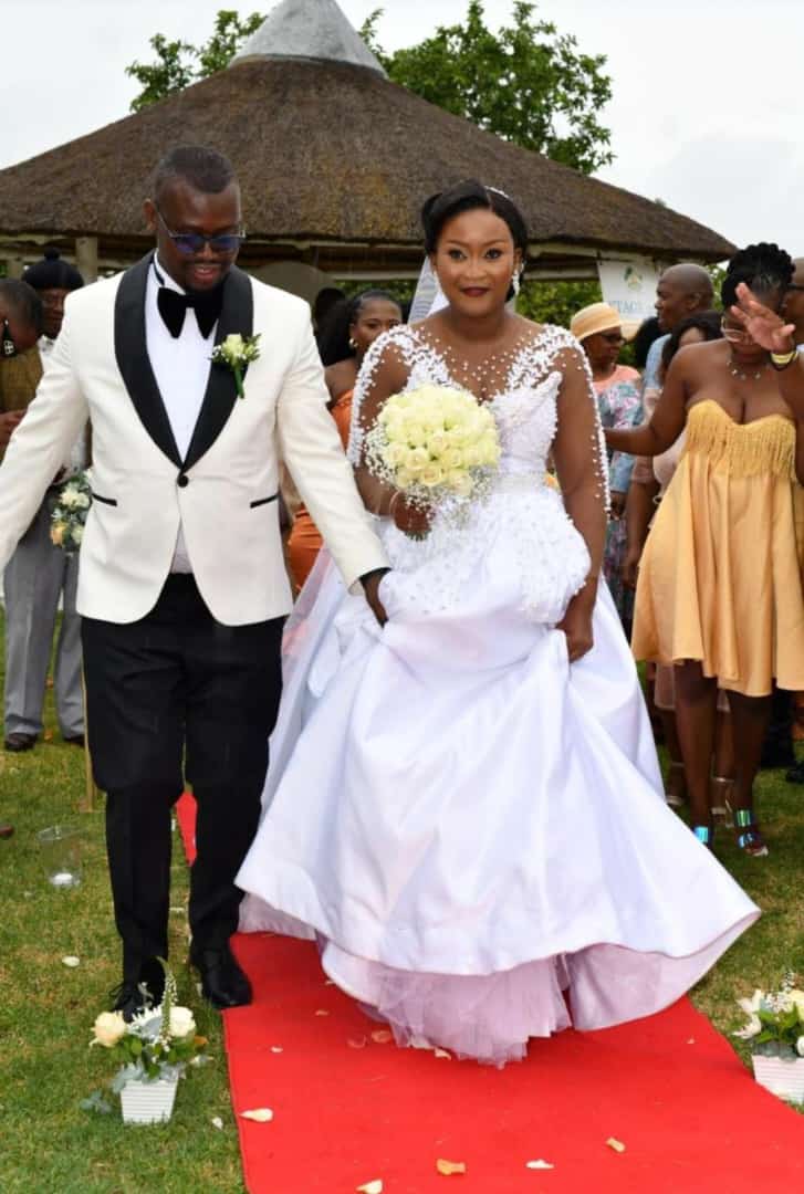 JMosikare's tweet photo. It's a Wedding Day 🙏😊🙏😊 https://t.co/IORfwpNI3q