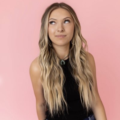 skylarwill32's tweet photo. #NewProfilePic Booked&amp;Busy. https://t.co/gvnEKnTT6j