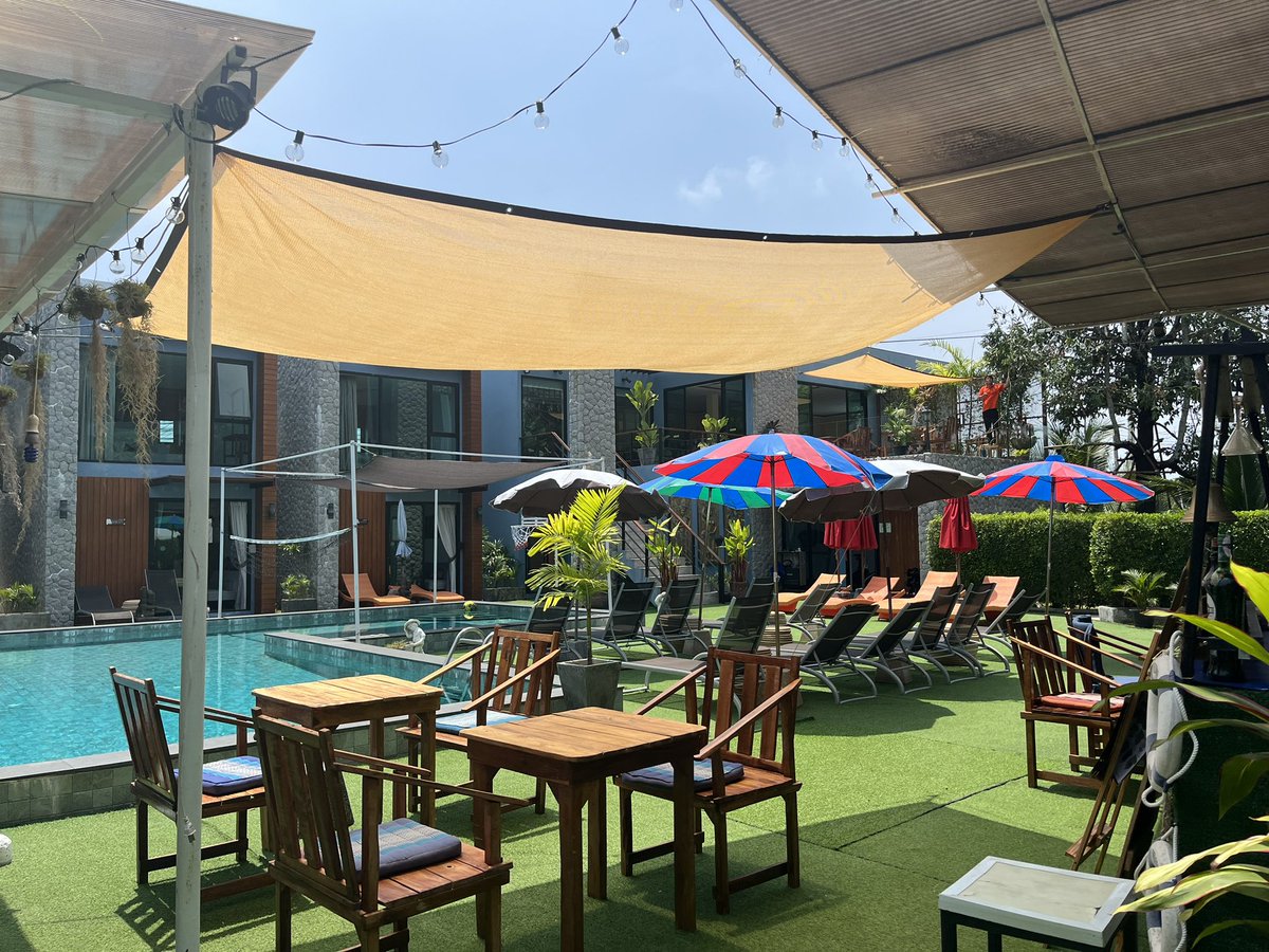 New shade set up for Summer🌞🌞🌞