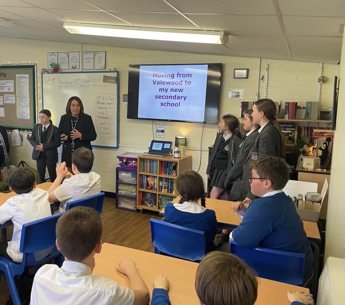 ValewoodPrimary's tweet photo. When your last year’s Team 6 ⭐️s come back to school as @ChesterfieldHi Team 7s and give a presentation on #TransitionToHighSchool to our current Team 6 super buddies. Wow! Look how they turned out- smarty pants in blazers and smiles all-round. Thank you Mrs Allen and Team 7s! ⭐️ https://t.co/Lrjls4XG55