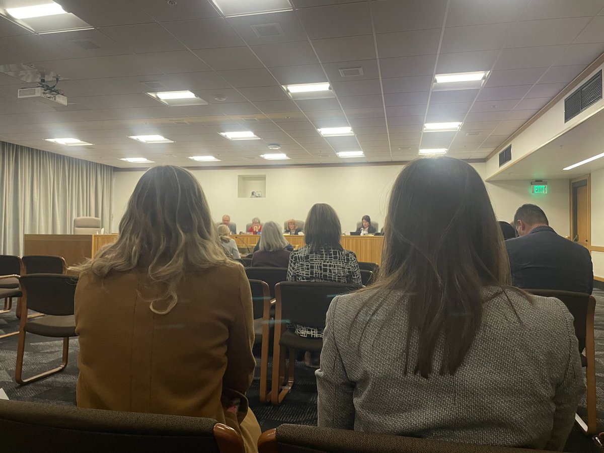 ByronieMcmahon's tweet photo. A very very fun start to Spring Break! ☺️Had a inspiring day down in Salem today, and got to give my very first testimony at the state Legislature with the best community on earth! @BrimJulia @ABonillaPAT @akohnstamm @PPSConnect https://t.co/3rhR02rTjC