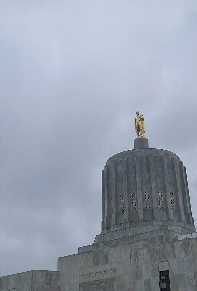 ByronieMcmahon's tweet photo. A very very fun start to Spring Break! ☺️Had a inspiring day down in Salem today, and got to give my very first testimony at the state Legislature with the best community on earth! @BrimJulia @ABonillaPAT @akohnstamm @PPSConnect https://t.co/3rhR02rTjC