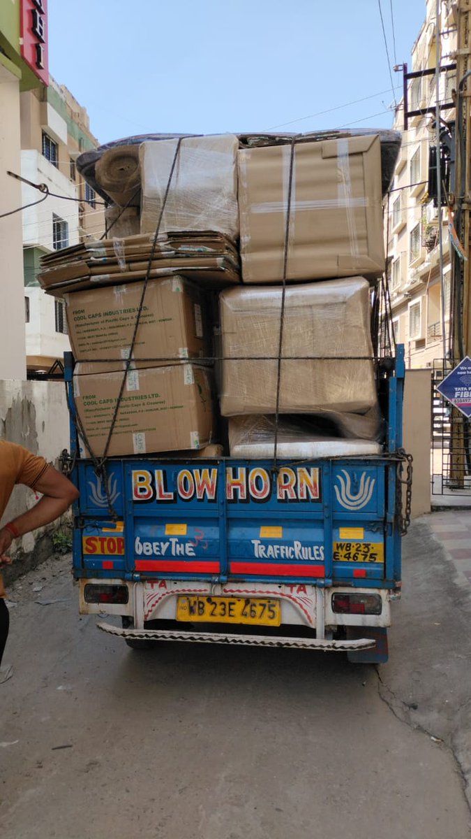 charveepackers's tweet photo. Services Offer :- Local Shifting, Domestic Shifting, Office Shifting, Car Transport Servic. No. 1 Packers and Movers in Kolkata, Best Service on Cheap Costing, All India Door Delivery.
Call Us 24/7:- +91-9646233008
#packersandmovers #packing #movinghome https://t.co/B8wSEcu3QT