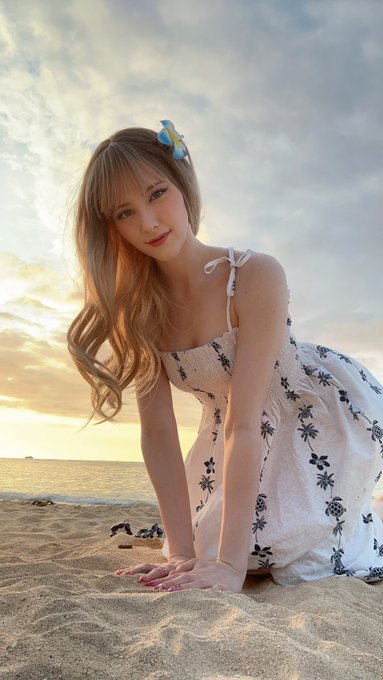 All I&rsquo;m trying to do is love, and be loved 💖 &hellip;.. and get fucked 😇 https://t.co/Hp7r9yLlAb