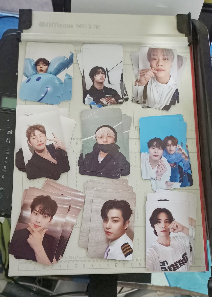 geunyang_ph's tweet image. freebies made for #DiffusionInManila last March 26 💜 My Aroha heart is so happy and thankful for my co-Arohas 🥹🫶 

#photocard #cuztomized #pc #pocas #freebies