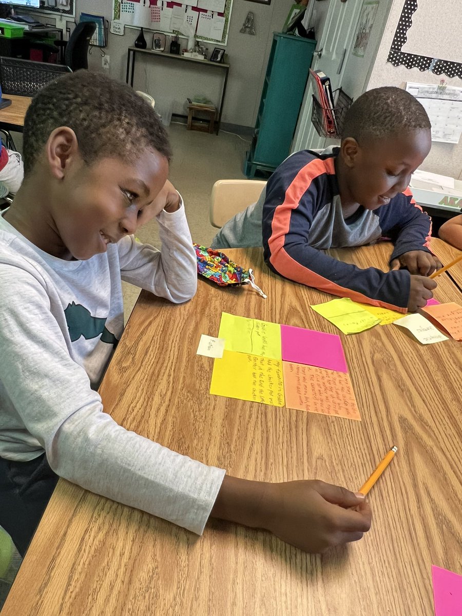 mcpsEDUCATOR's tweet photo. Yes, multiple paragraphs even in 2nd grade. Writing an opinion essay, making text-to-text and RGR connections, having deep discussions and lots of fun! Getting students to share their thoughts through writing starts with relationSHIPs! #excitethewrite #MsHoward #4SQPostits https://t.co/ge1vhNEVnh