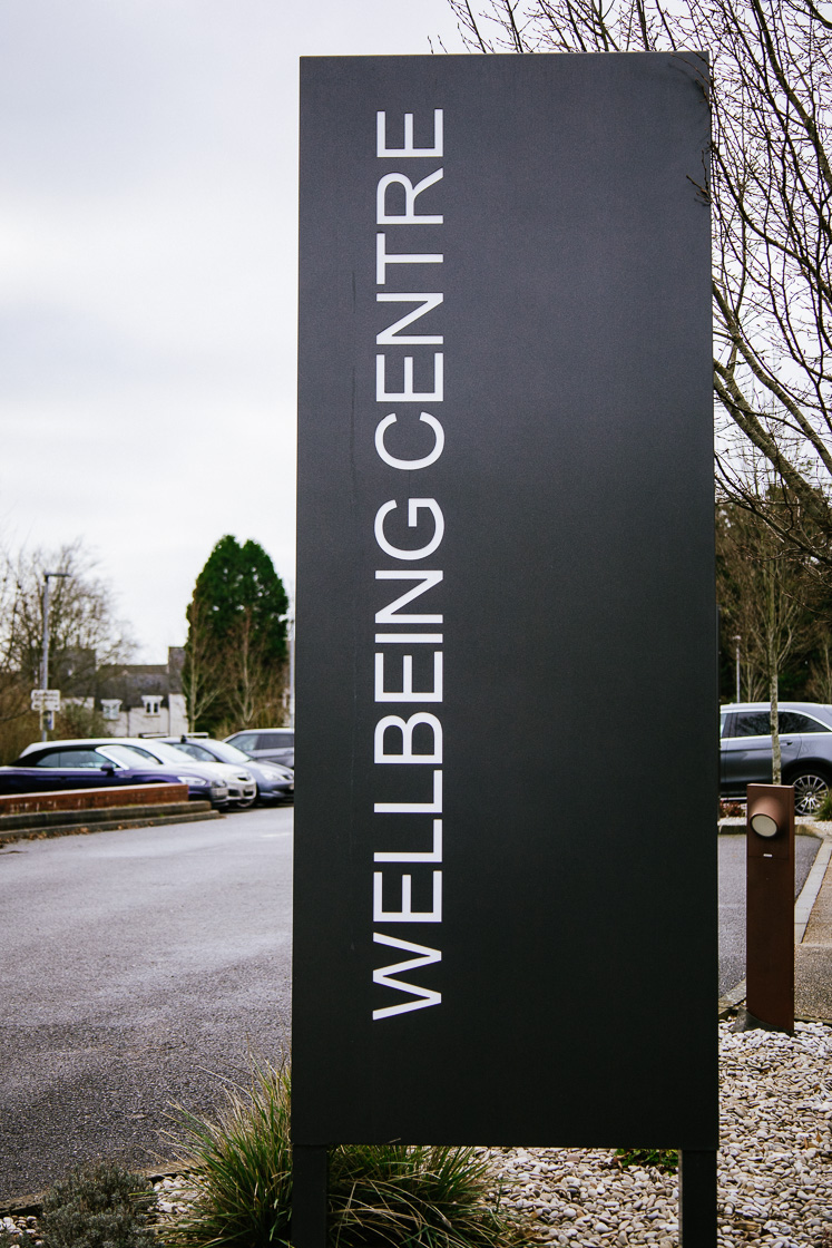 Did you know that your donations allow us to provide various complimentary therapies to cancer outpatients? These are provided free of charge, at our onsite Wellbeing Centre at Hampshire Hospital Basingstoke. Speak with your CNS today to find our more.