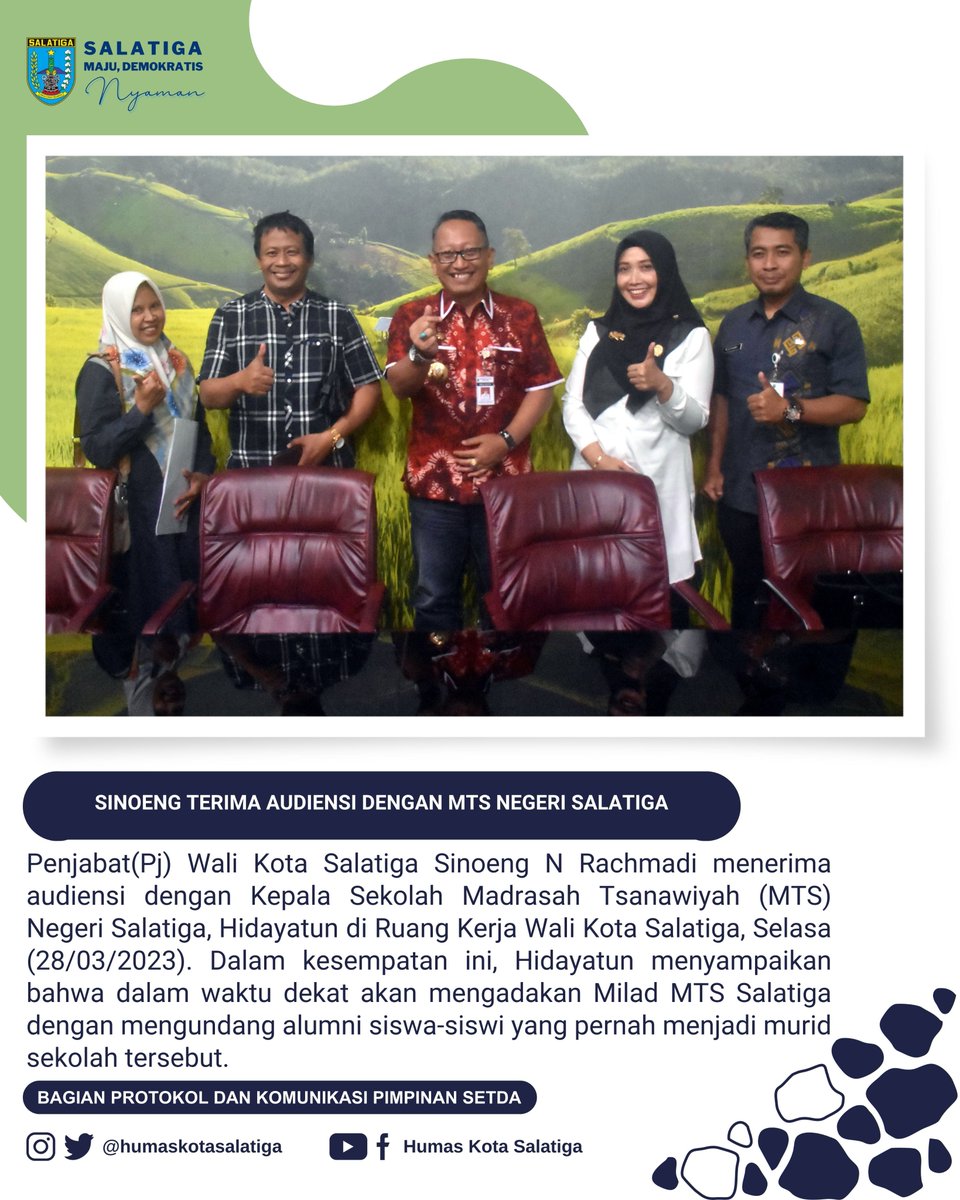 HumasSalatiga's tweet photo. @jokowi @ganjarpranowo @TajYasinMZ @Sinoeng69 #MTS #salatiga #sekolah #milad #pjwalikota #walikota #audiensi https://t.co/qwcqYbZY2B