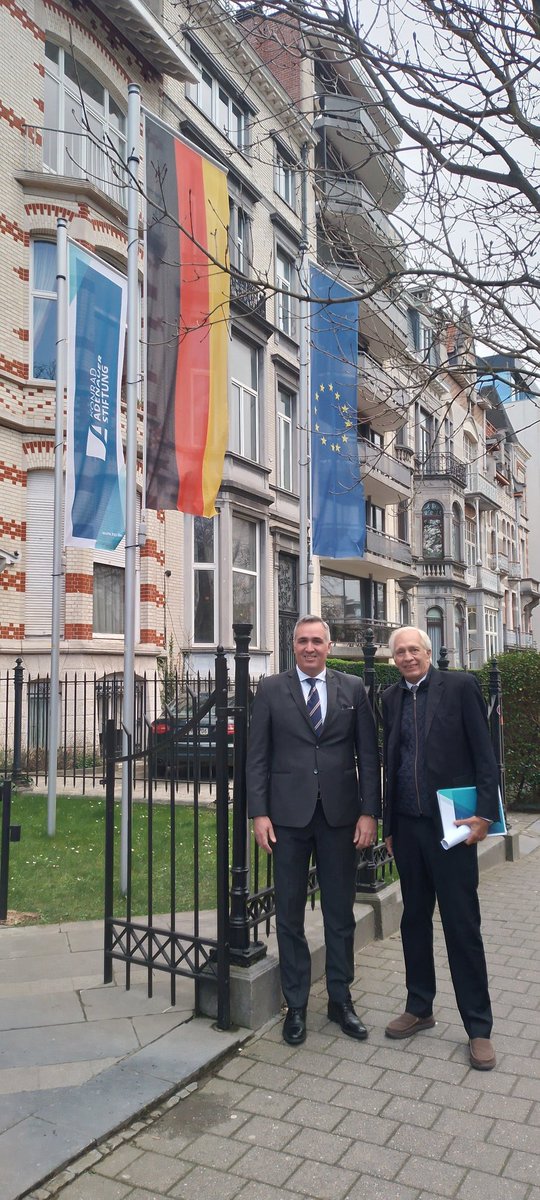 willybernaudo's tweet photo. En Bruselas trabajando la agenda de #Alimentos #Agricultura y #Energia con la #UE
Hay un camino que retomar en la relaciones #UE #MCS https://t.co/YoUEz2X3ca