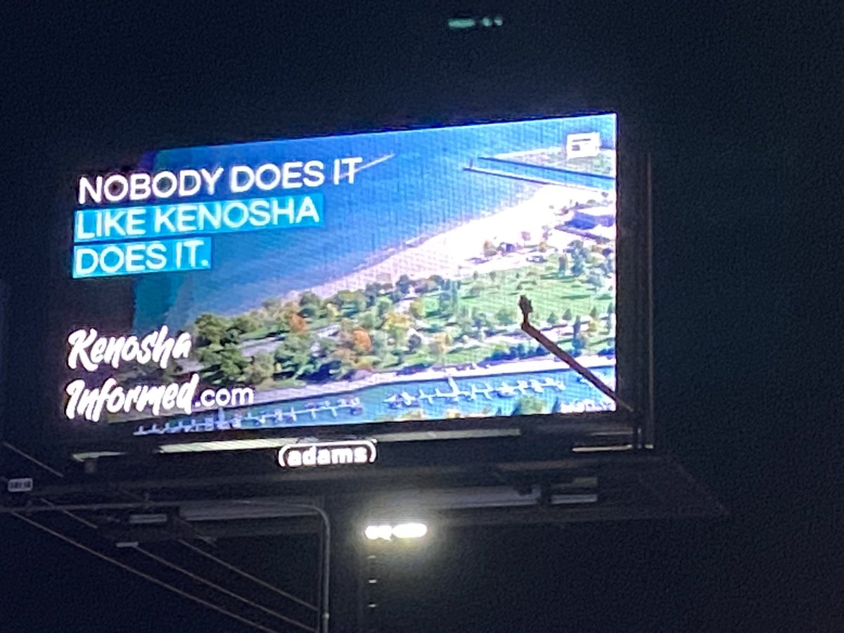 myvlogjourney's tweet photo. @Eccentech @KenoshaInformed Just happened to drive past it omw home. https://t.co/QRQbllGM7R