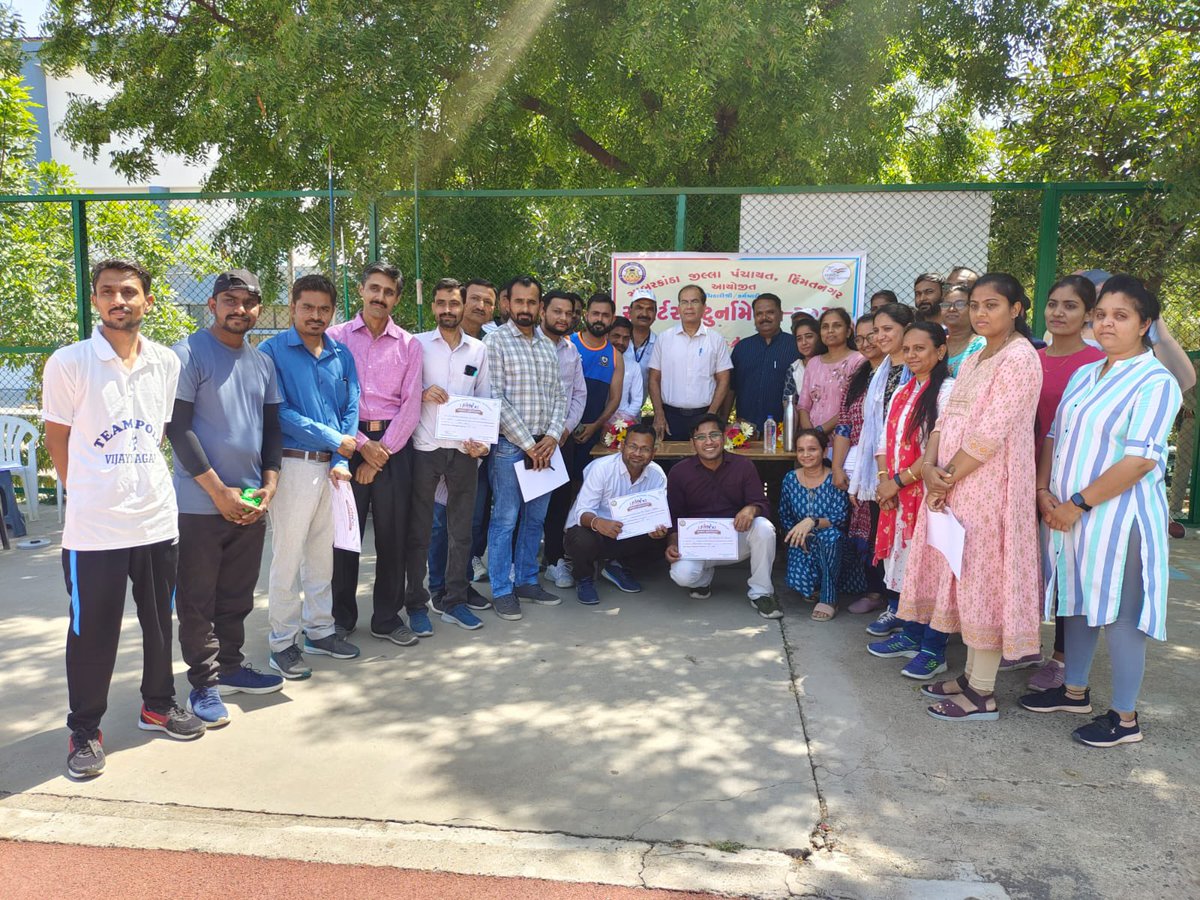 dipst2003's tweet photo. સાબરકાંઠા જીલ્લા પંચાયત દ્વારા અધિકારીશ્રી/કર્મચારીઓ માટે સપોર્ટ ટુર્નામેન્ટ-2023નું આયોજન હિંમતનગર ખાતે કરવામાં આવેલ જેમાં 100થી વધુ અધિકારીશ્રી/કર્મચારીઓએ ભાગ લીધેલ જેમાં વિજેતા બનેલ ખેલાડીઓને પ્રમાણપત્ર આપી સન્માનિત કરવામાં આવેલ. @CMOGuj @GujPRHDept @sabarkanthadp @InfoGujarat https://t.co/gWxjQSTpqt