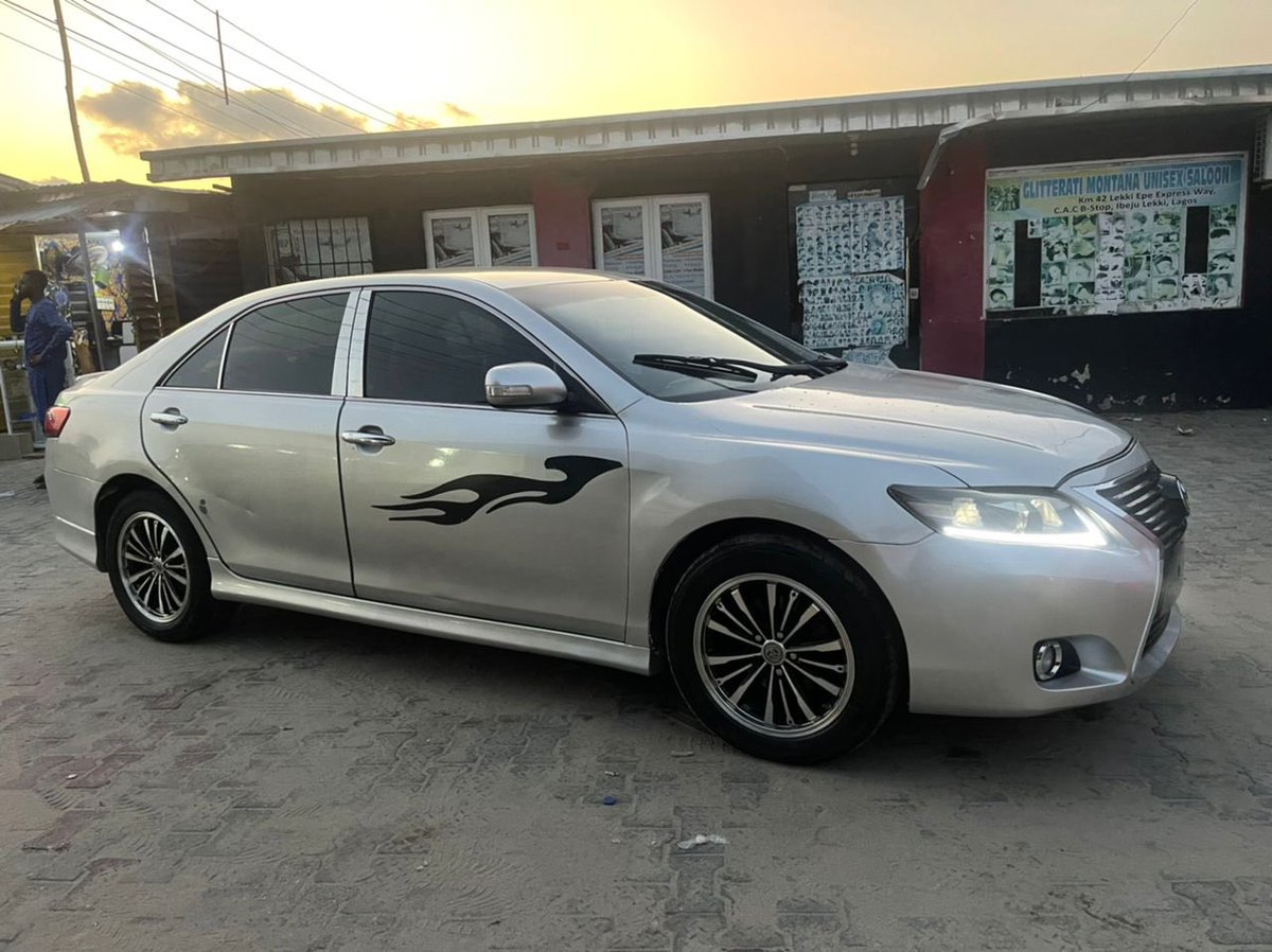 isellnbuycars's tweet photo. Don’t waste money on Toks 😋😋
Extremely clean 2008 Toyota Camry Facelifted 
(With Media screen,reverse camera,clean leather interior,radiant exterior)
Price:#3.5m
Location:Lagos
Call:07034524511
@_DammyB_ @SouthcarNg #TinubuForPrison #finaltouchdone #Nedu #Whitemoney @AutosKd https://t.co/HdkHd99nmV