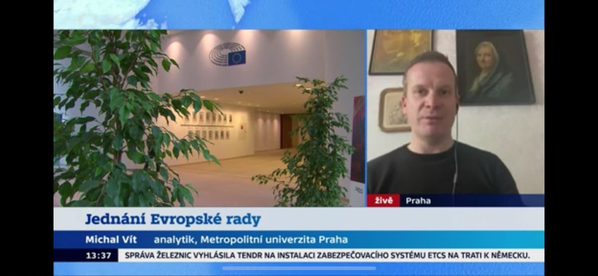 Finally talking to the TV with some nice background #nofilter  #ukraine