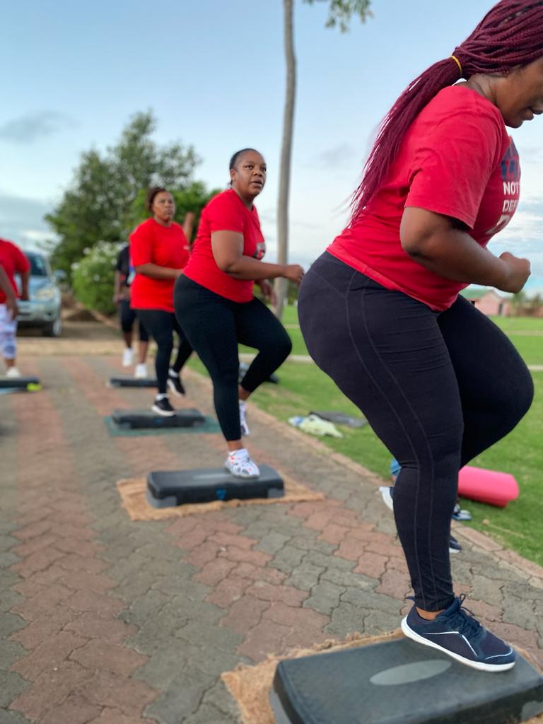 CelofitnessZ's tweet photo. The Breakfast Super Step Aerobic session with coach Marcelo and coach Craig this morning. 2023 is all about YOUR BODY GOALS. Join us and let us help you achieve this. We are your fitness gurus. 
@BootiesP @zafaofficial @firstpack1
#JoinCFToday
#BreakfastSuperStep
#BodyGoals2023 https://t.co/f2HXmooZlG