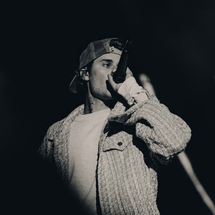 biebernovidade's tweet image. 🚨GIGANTE! Justin Bieber ultrapassou 30 bilhões de visualizações em seu canal do Youtube, sendo o primeiro e único artista a alcançar esse março até o momento na plataforma.