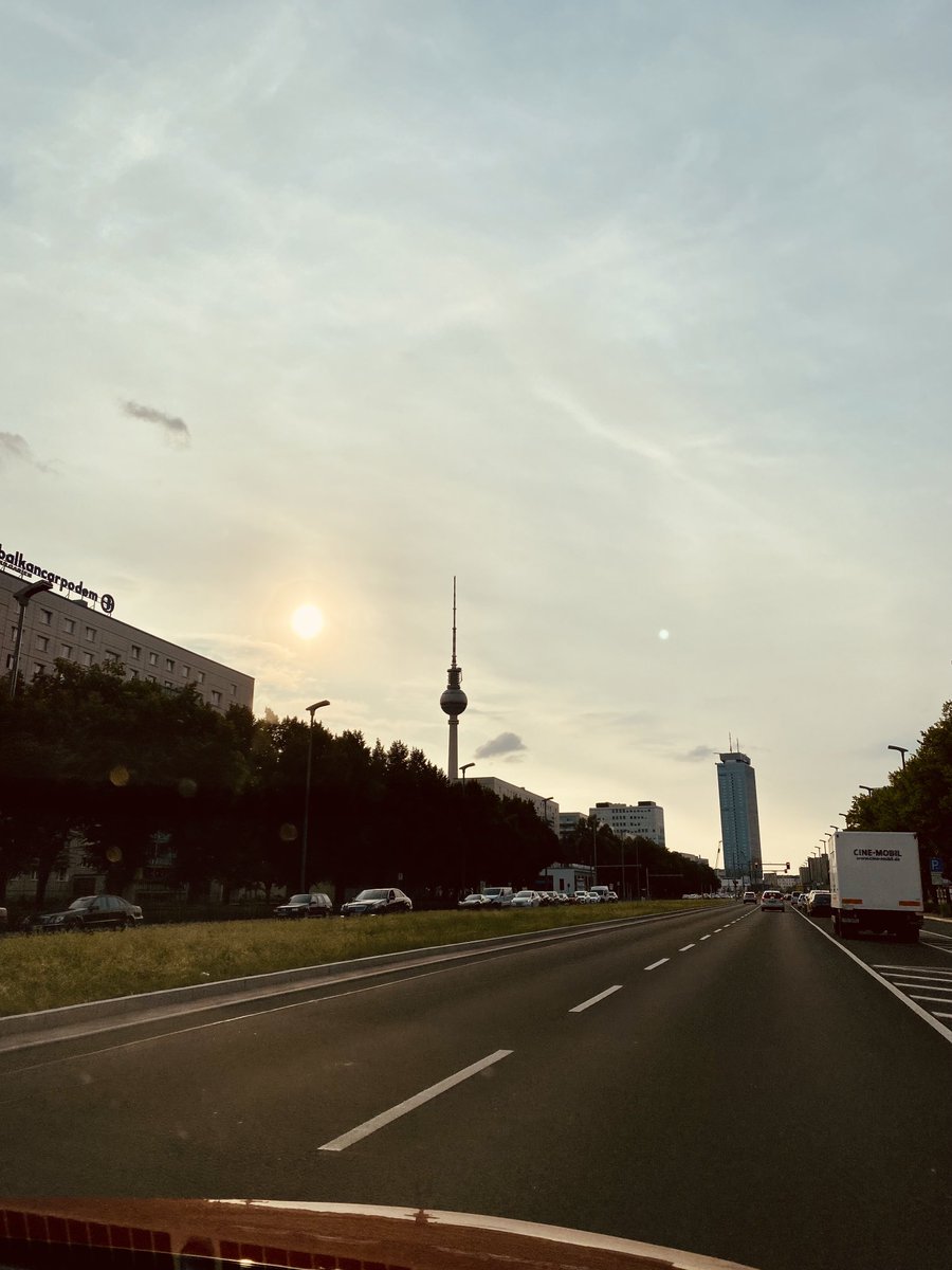 Annette Dittert  tweet media