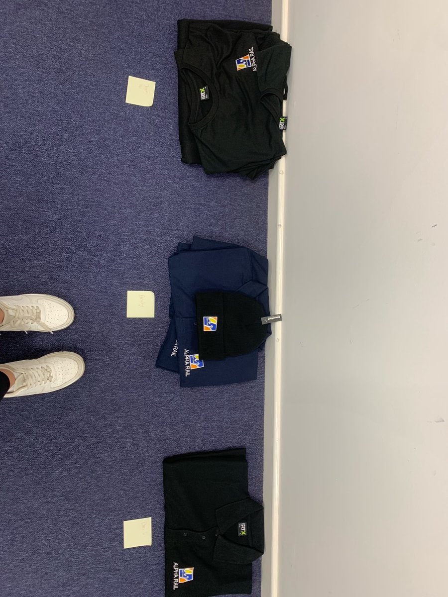 AlphaRailLtd's tweet photo. Alpha Rail merch😎 

We love our new workwear clothes from https://t.co/kLPnp5Gd2n , highly recommend 👍😀

What do you think? 🧐😄 

#Workwear #Uniform #AlphaRail https://t.co/C1gsEr2cPJ