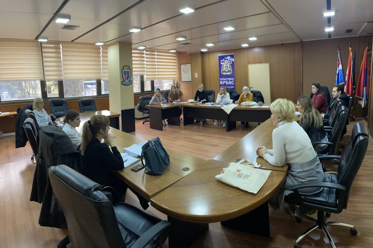 Nakon potpisivanja memoranduma o saradnji između opština, organizacija civilnog društva i SEC-a, tokom marta meseca održani su sastanci radnih grupa za izradu nacrta Lokalnog akcionog plana za decu u Vrbasu i Temerinu.

Više na:
sec.org.rs/2023/03/27/odr…

#ЕУзаТЕБЕ #дијалогпромена