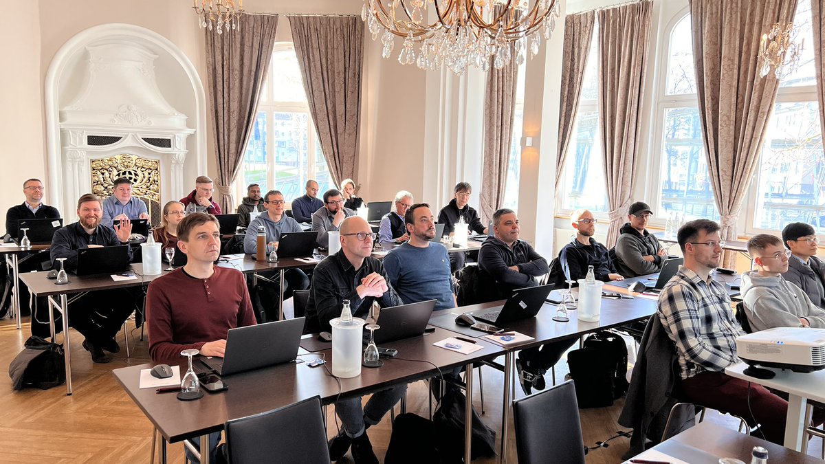 thomas_jung's tweet image. Stop #8 on the SAP #CodeJam Roadshow. We are in Bielefeld, DE thanks to Consenso.