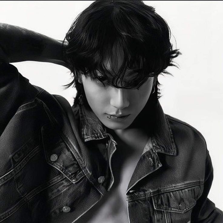 cat2425200073's tweet photo. Не Фотошоп мать твою ееее ...🥹🥹🥹🥵🥵😍😵💔
#Jk
#JUNGKOOKxCALVINKLEIN #jungkook https://t.co/Vw7TVftpLE