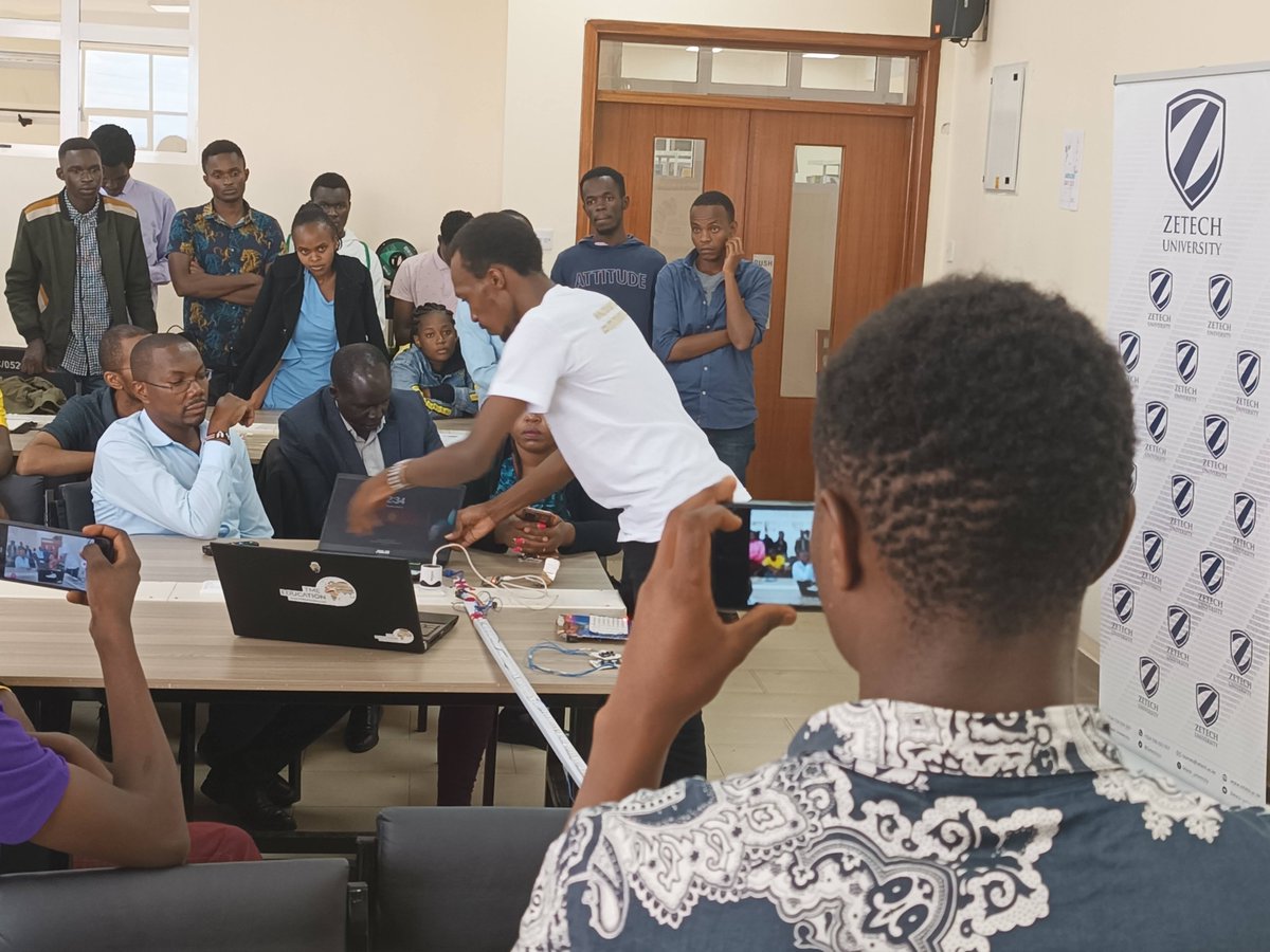 augnairobi's tweet image. ARDUINO DAY 2023 RECAPS:
And Mr. Arduino(@ArduinoKe)  presented Arduino based games.
Awesome games; connect 4.
Our biolink: linktr.ee/augnairobi
#Arduino #arduinoday2023 #tmeeducation #arduinokenya #augnairobi