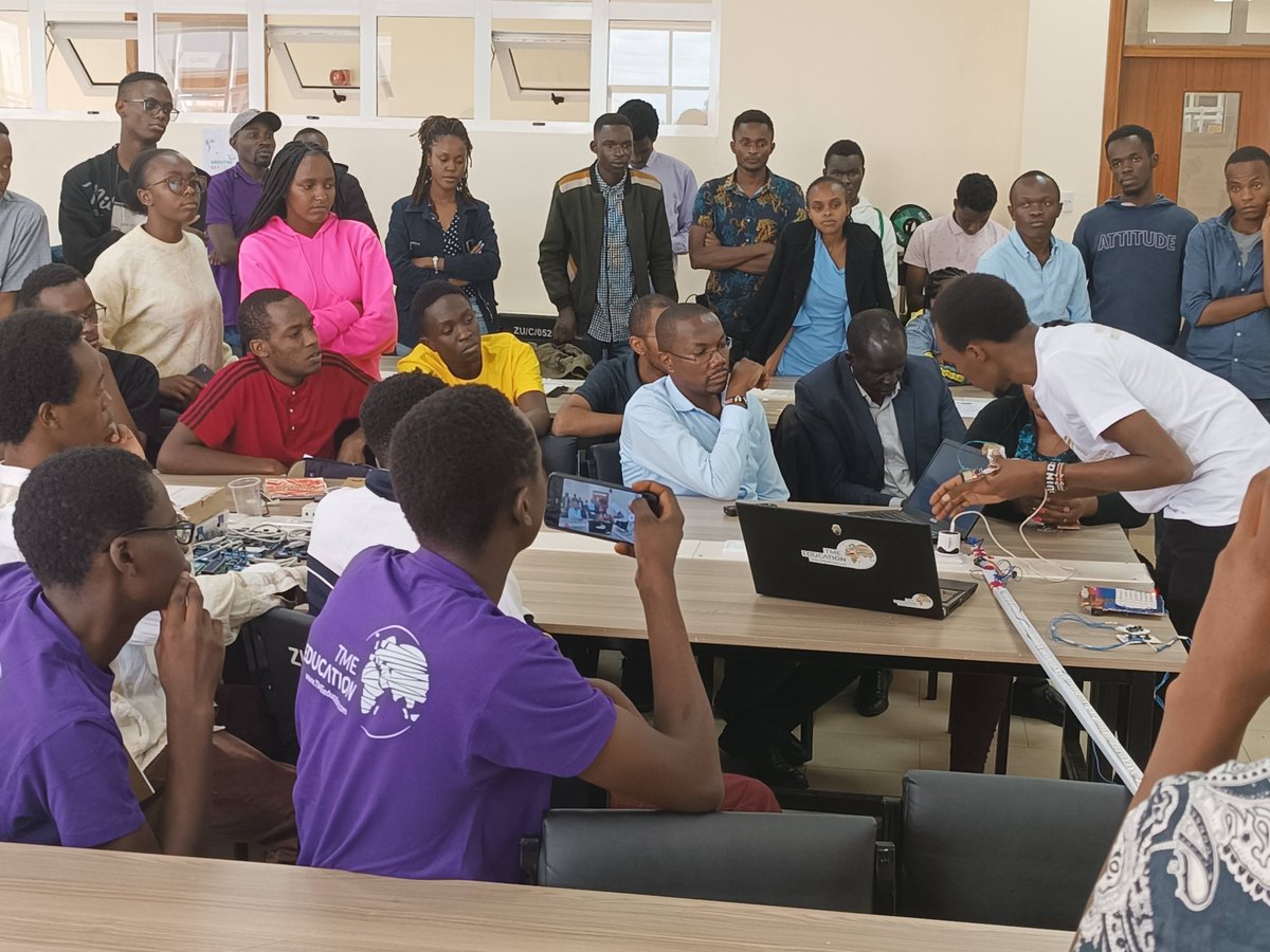 augnairobi's tweet image. ARDUINO DAY 2023 RECAPS:
And Mr. Arduino(@ArduinoKe)  presented Arduino based games.
Awesome games; connect 4.
Our biolink: linktr.ee/augnairobi
#Arduino #arduinoday2023 #tmeeducation #arduinokenya #augnairobi
