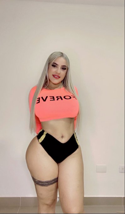 Hola❤️ https://t.co/MhMrR4vLcB<a href="/tag/chicasmalas"class="tags"><span>#chicasmalas</span></a><a href="/tag/onlyfans"class="tags"><span>#onlyfans</span></a><a href="/tag/onlyfanssa"class="tags"><span>#onlyfanssa</span></a>