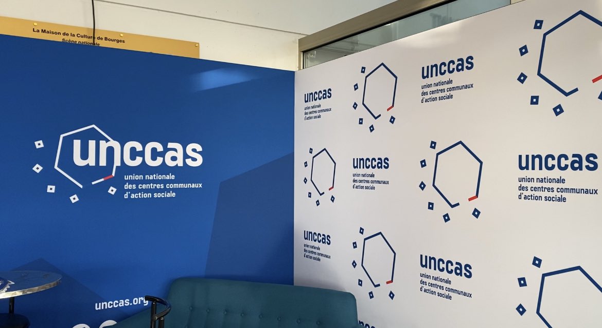 L’UDCCAS du Doubs participe aujourd’hui à Bourges au #CongresUnccas. L’occasion de rencontrer les homologues des autres UDCCAS et d’échanger sur l’actualité à laquelle font face les CCAS et CIAS.