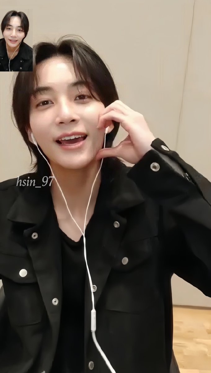 archive_hanshua's tweet photo. 230328 Yizhiyu Fansign #정한 #조슈아 https://t.co/OfK1MP7GZR
