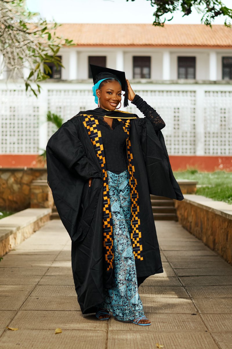 phlashstudios_'s tweet photo. Black girl magic is real
#blackwoman 
#phlashstudios_ on IG
#Ghanagirls https://t.co/qrQ5D8MCv3
