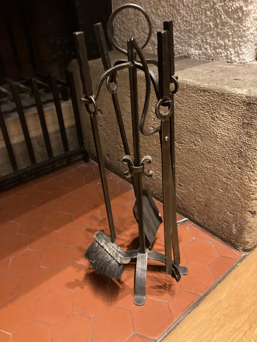 First session starts at #FOSD23
And we are well-prepared: chess clock to split presentation and discussion time. And advanced session chair tooling 😅