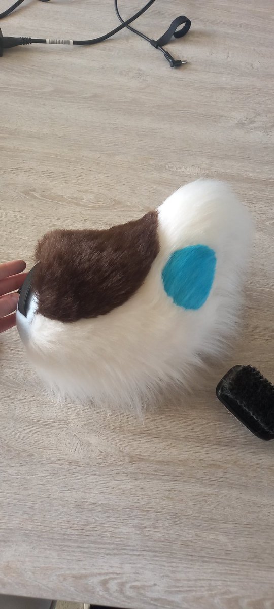 KaluFrostrhime's tweet photo. Finished nub tail for Mona the deer ^^ #deer #fursuittail #nubtail #furry #comission #fursuitmaker #apeworks https://t.co/0JhbPS6FoA