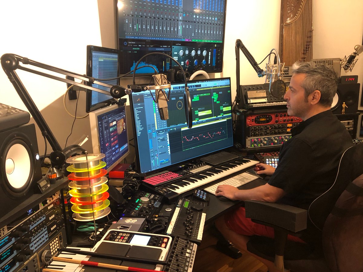 OrbSoundwerx's tweet photo. What is David working on at the moment?
A lot of jazz! 😎
When you work in this industry, anything goes! Any genre, any style, David and the team have it covered! #gamegenre #jazz #busytimes #gamemusic https://t.co/dnogvWTvxX