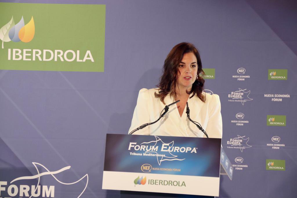 SanGomezLopez's tweet photo. Creo que una alcaldesa es, en primer lugar, una persona encargada de la convivencia, el respeto y de que cualquiera se sienta parte de su ciudad.
 
En mi caso represento un modelo de ciudad progresista en el que cabrán todas aquellas personas que no piensen como yo.

#NEFonline https://t.co/qoZj8WHE2z