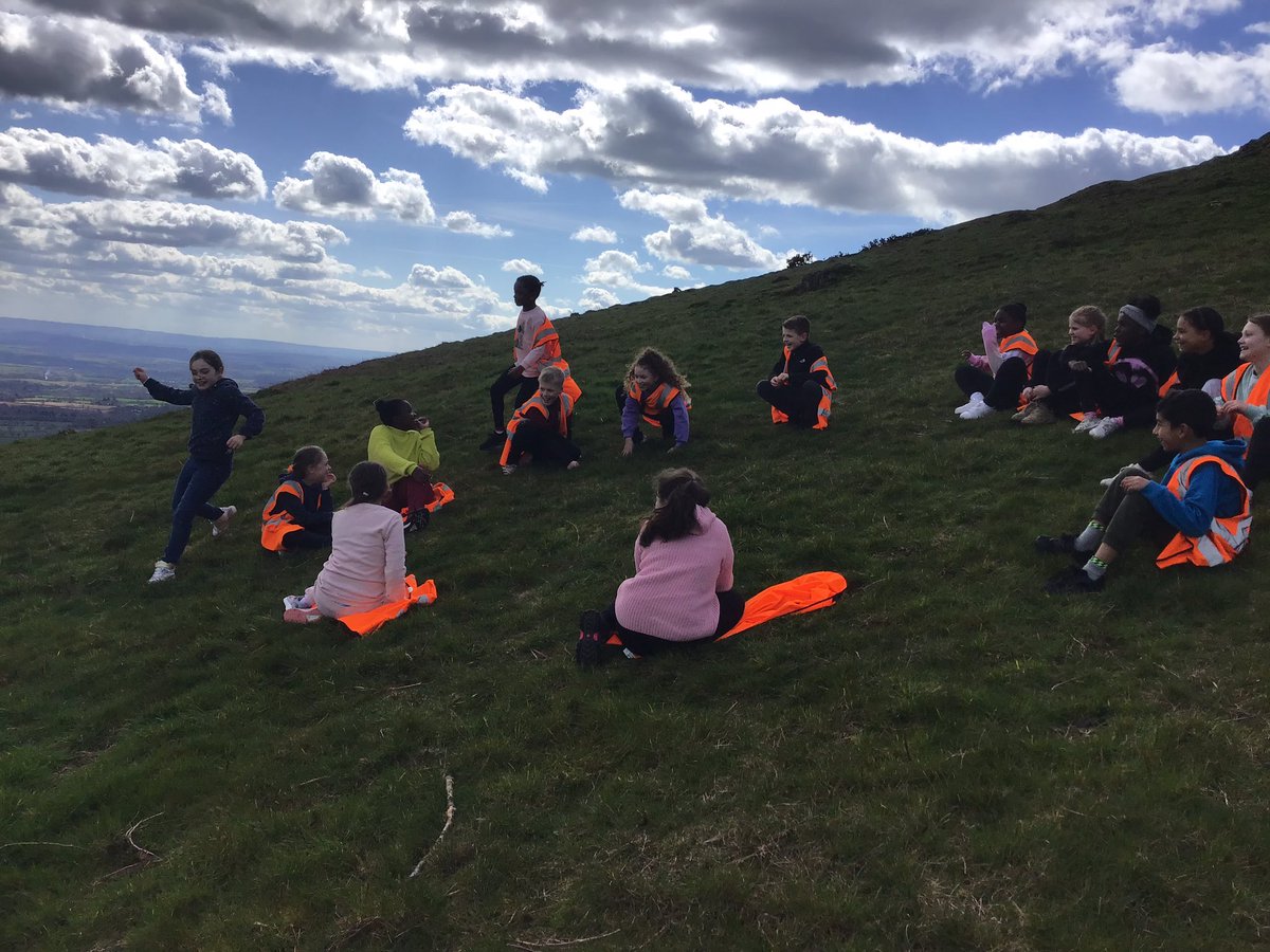 westheathprim's tweet photo. Last set of #WHPSClass9 photos from our Malvern Hills visit. #WHPSGeography https://t.co/2ioO8gN32W