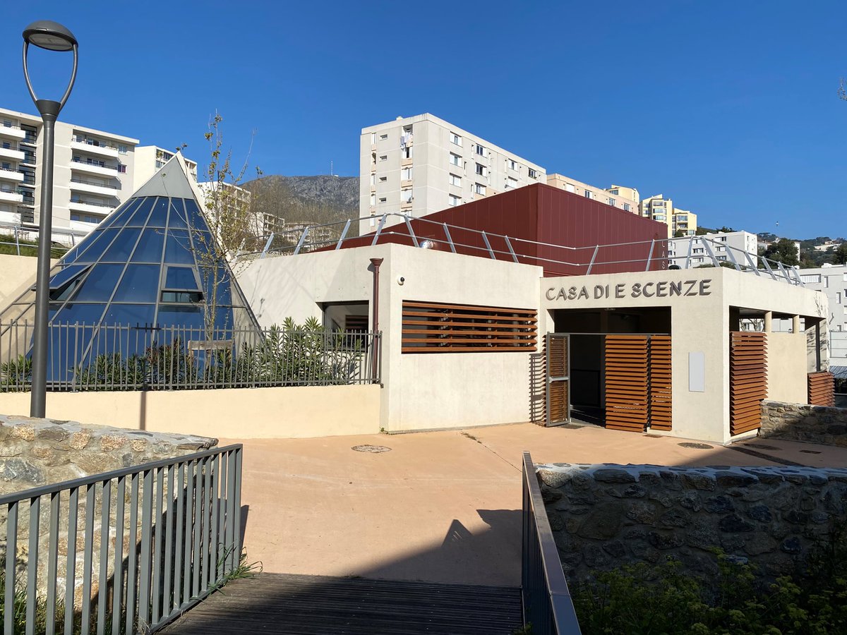 ⚠️ #Infurmazione | En raison de problèmes indépendants de notre volonté, la Casa di e Scenze sera fermée au public ainsi qu'aux scolaires cette semaine. Toutes les activités sont annulées à l'exception du Cine-Scenze de ce samedi.