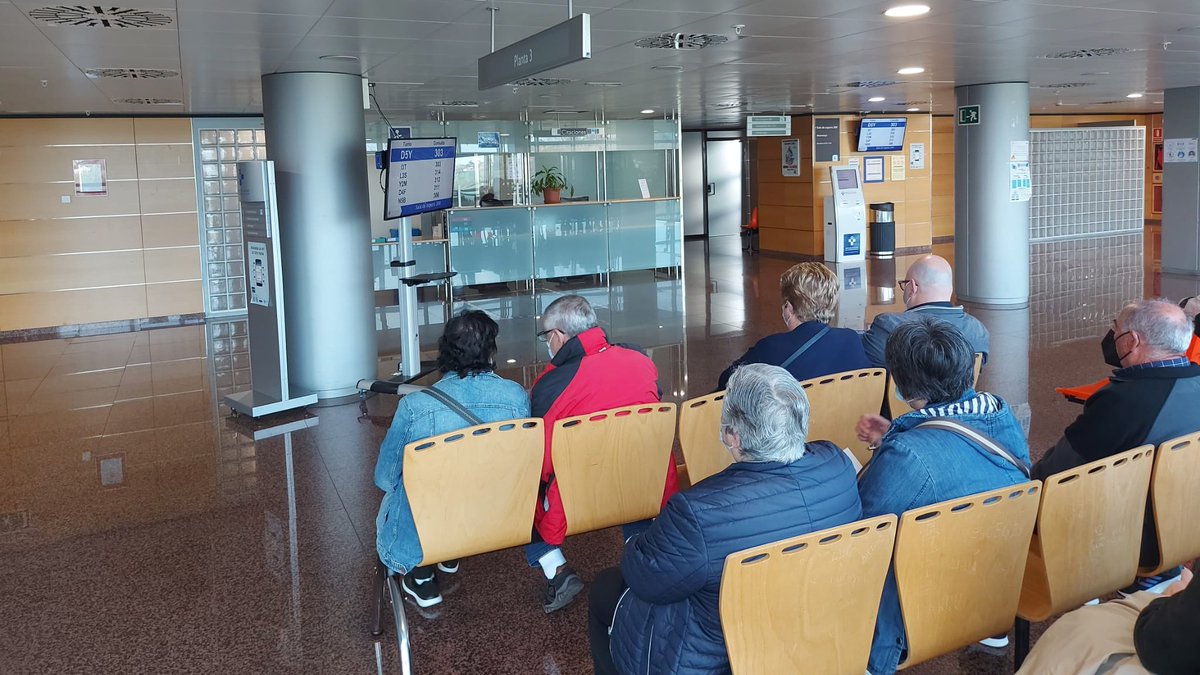 astursalud's tweet photo. 🗣️¿Buscas plaza para especializarte?🥼
Ven y conócenos #Asturias
🚪Jornada de Puertas Abiertas para futuros residentes #AreaIII🥼
🗣️Inscríbete🔜💻docencia.area3@sespa.es
🗓️29 de marzo ⏰10:30 h
📍Hospital Universitario de San Agustín #HUSA #Avilés
➕ℹ️👇🏻
https://t.co/hCeRPsCg6E https://t.co/CjQ5rnsM4d