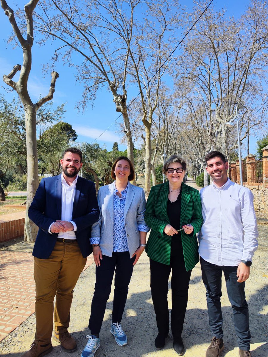 turni92's tweet photo. M’uneixo amb moltíssimes ganes a la candidatura de @JuntsxCAT_Reus !!
Ajudaré a la nostra alcaldable @mtpallares a arribar a la cima.
La meva aportació, precisa i clara : solventar les inquietuds a curt termini que puguin tenir tots els ganxets/es. https://t.co/eeFYKqoNVm