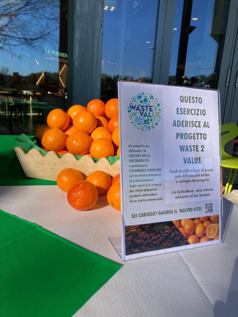 ImprontaEtica's tweet photo. Si inaugura oggi #Waste2Value: il progetto per diffondere la cultura della #sostenibilità nato all’interno di Impronta Etica in partnership con tre imprese socie @coopalleanza, @igdSIIQ e #Camst ♻️ https://t.co/s5xwF1dsnP