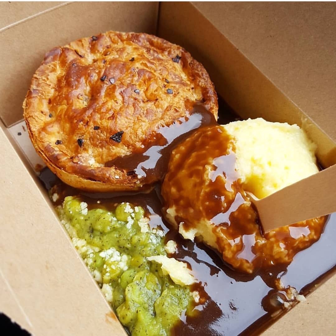 Office drops coming in hot 🔥 with our mates <a href="/GoodSixty/">Good Sixty</a> 

Head to pieminister.co.uk/office-catering to find out more!