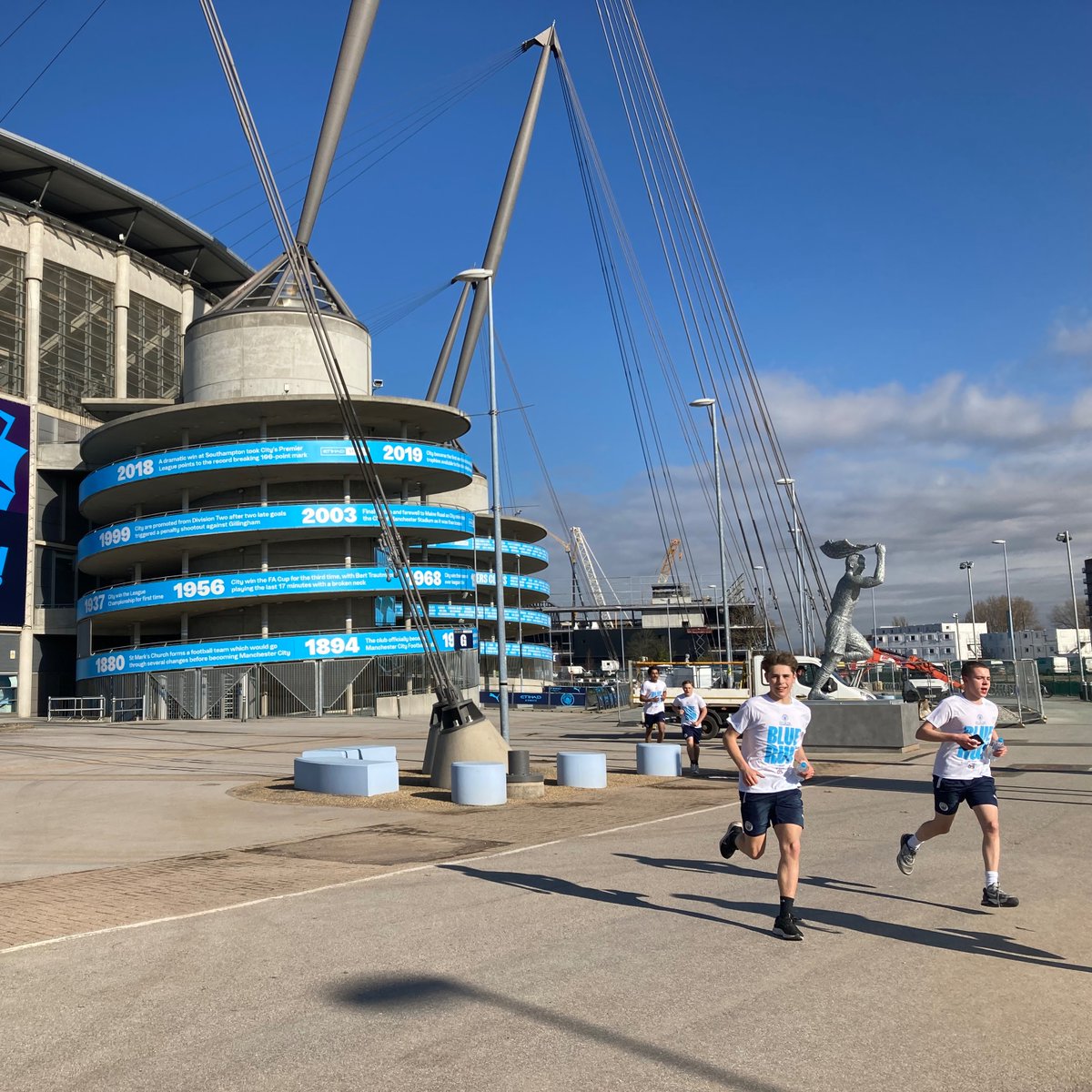 citcmancity's tweet photo. ๐ | Well done to who our BTEC participants who took part in their own Blue Run!
#BlueRun2023 #HealthyFutures
๐ค | @CheadleCollege | @ConnellCollege | @ashtonsixthform | @OldhamCollege | https://t.co/7lzhTWIzOy