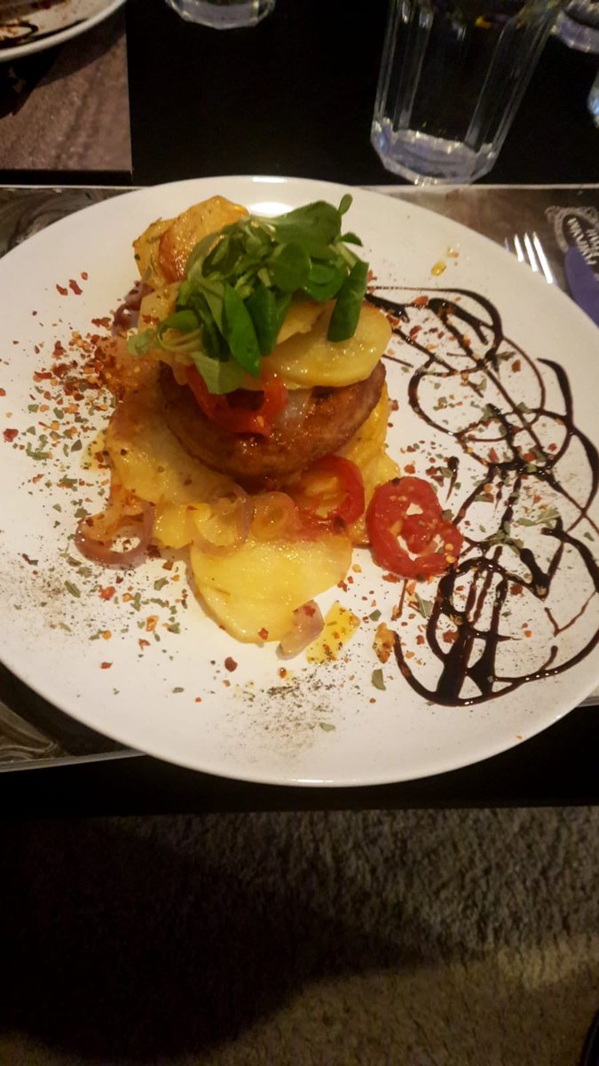 Only delicious food can not live up to